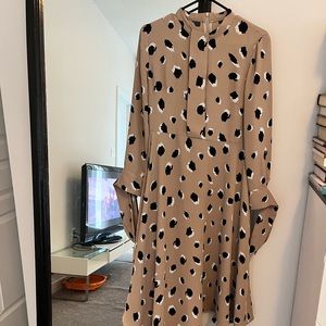 30% Silk dress
